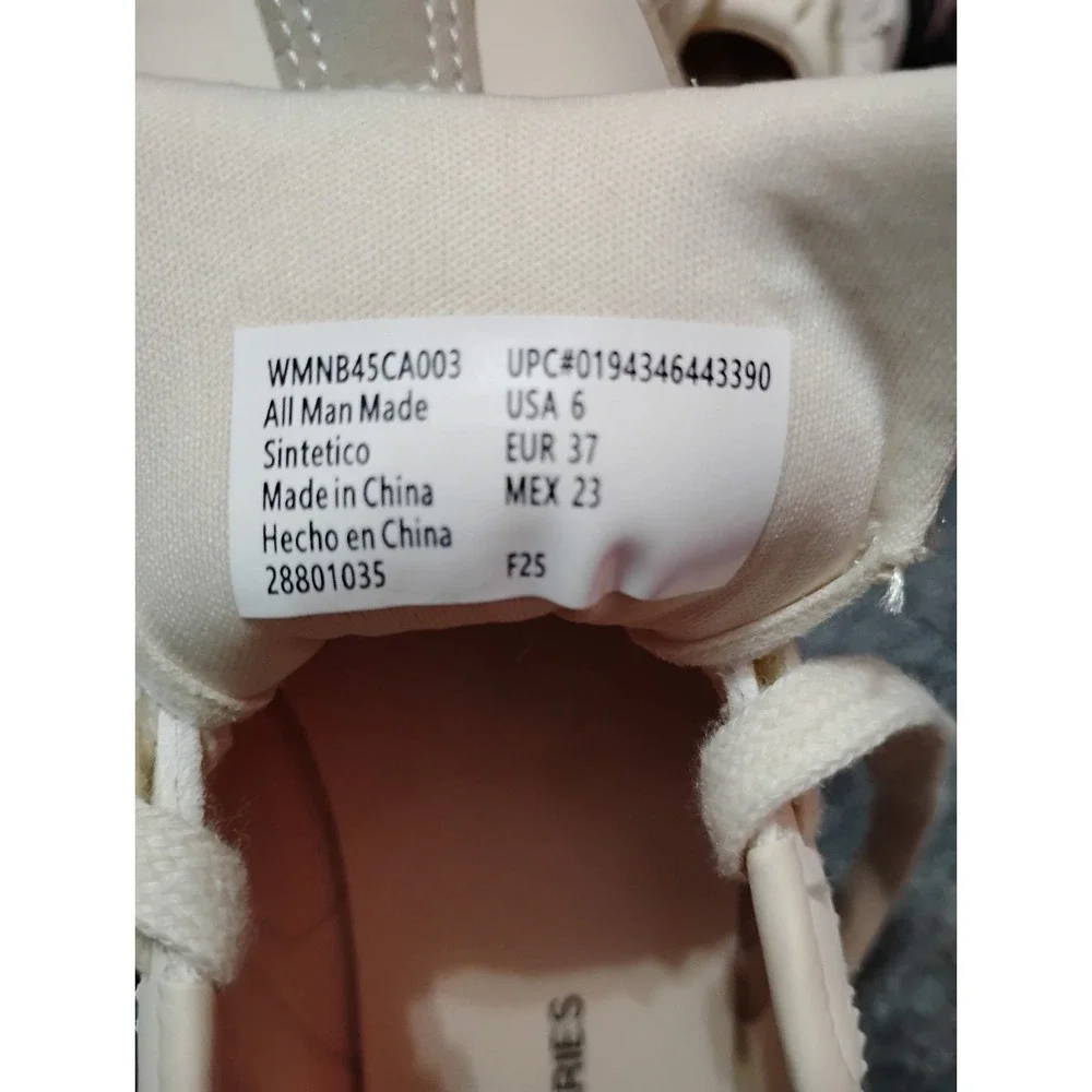 No Boundaries Women's Lace-Up Athletic Sneakers Wht/Blk/Beige WMNB45CA003